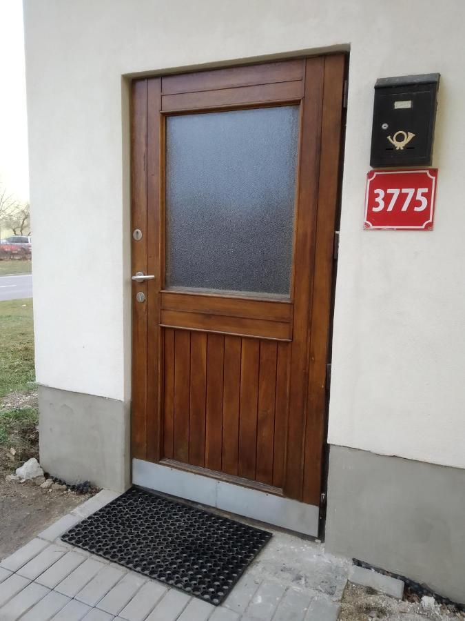 Apartament Minidomecek Znojmo Zewnętrze zdjęcie